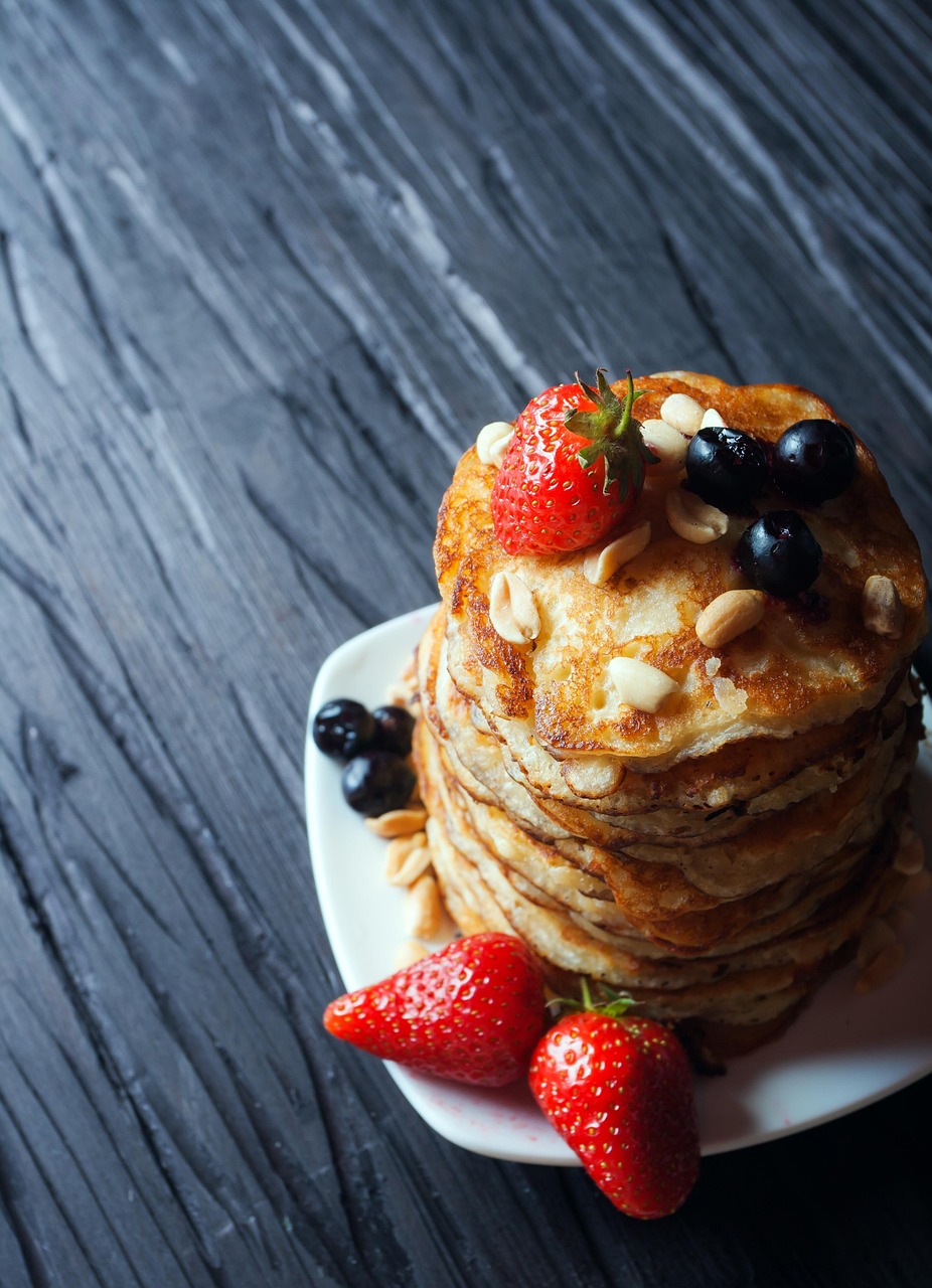 薄毛を改善するための食事にはどんなものが効果的ですか？